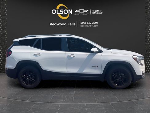 Used 2022 GMC Terrain AT4 AWD/4WD image 6