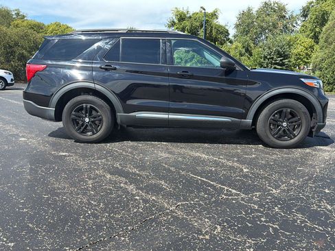Used 2021 Ford Explorer XLT w/ Class III Trailer Tow Package AWD/4WD image 4