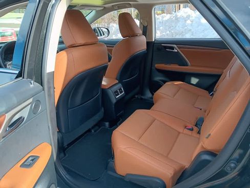 Used 2022 Lexus RX 350L Premium w/ Premium Package image 14