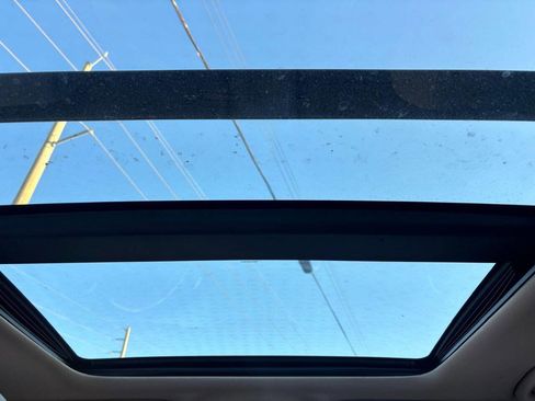 Used 2012 Jeep Grand Cherokee Overland RWD image 22