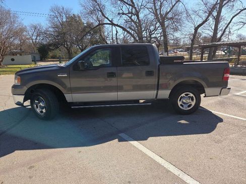 Used 2006 Ford F150 XLT image 3