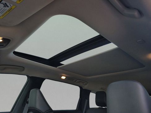 Certified 2025 INFINITI QX60 Pure image 21