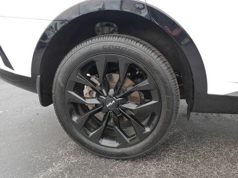 Used 2022 Kia Sorento SX AWD/4WD image 9