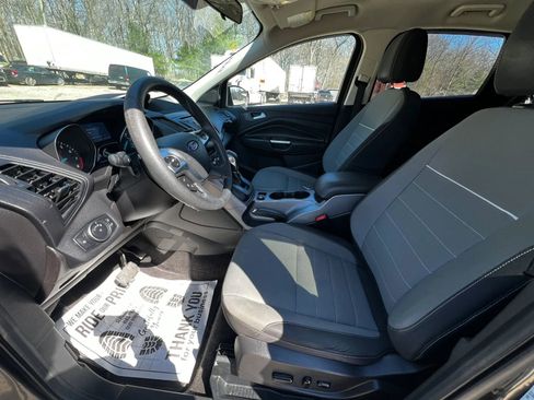 Used 2015 Ford Escape SE AWD/4WD image 9