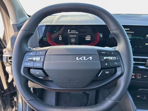 New 2026 Kia Sportage S image 25