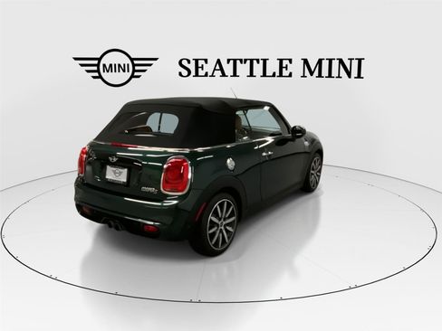 Used 2018 MINI Cooper S image 11