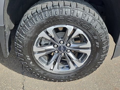 Used 2022 Chevrolet Colorado Z71 image 8