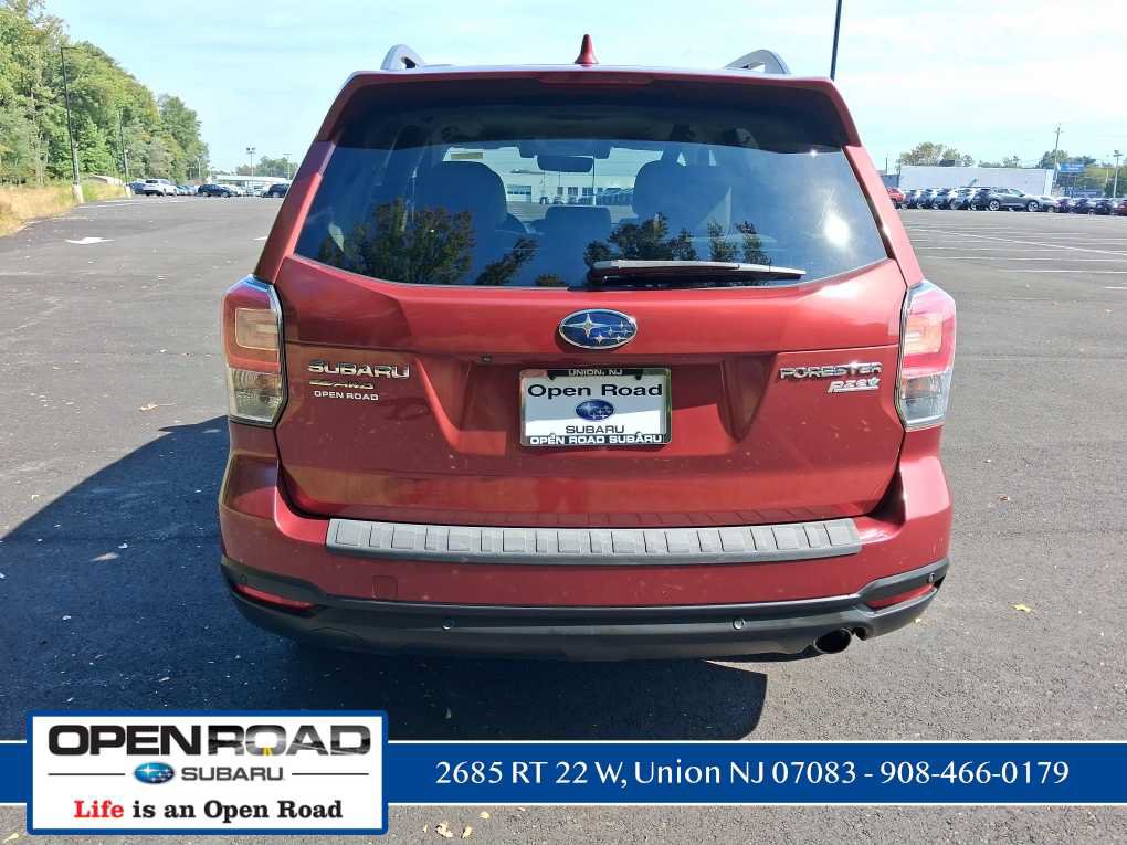 Used 2017 Subaru Forester 2.5i Limited AWD/4WD image 4