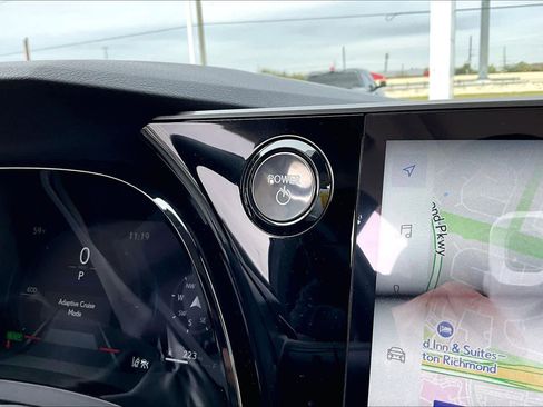 Certified 2025 Lexus RX 450h Luxury w/ Convenience Package image 68