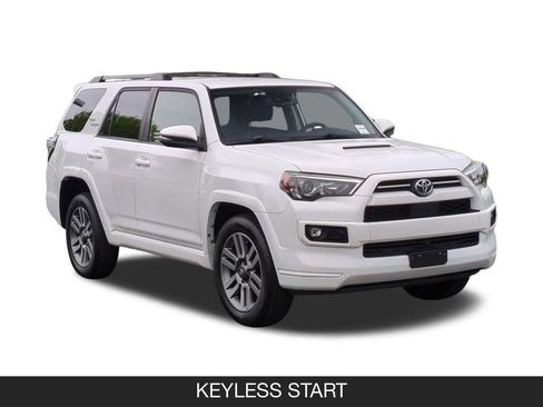Used 2022 Toyota 4Runner TRD Sport w/ Technology Package RWD image 2