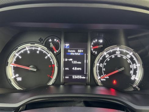 Used 2020 Toyota 4Runner Venture image 16