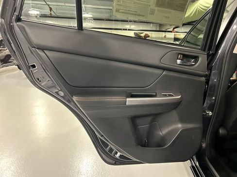 Used 2017 Subaru Crosstrek 2.0i Limited image 21