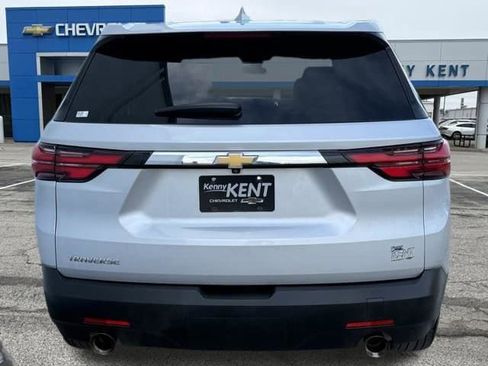 Used 2022 Chevrolet Traverse LS FWD image 6