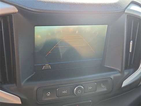 Used 2018 GMC Terrain SLE image 18