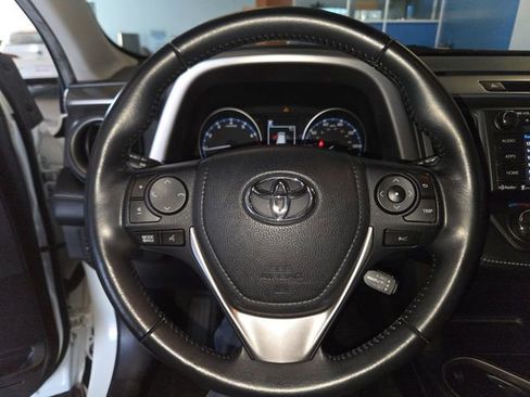 Used 2018 Toyota RAV4 XLE image 14