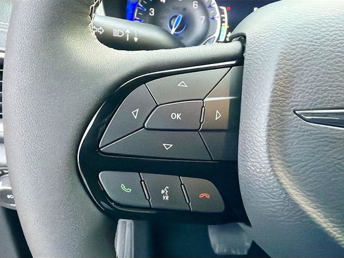 New 2026 Chrysler Pacifica Select w/ S Appearance Package FWD image 35