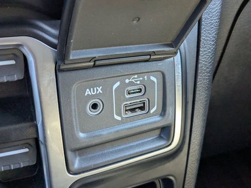 Used 2022 Jeep Gladiator Rubicon w/ Cold Weather Group image 24