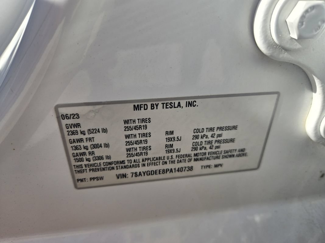 Used 2023 Tesla Model Y Long Range AWD/4WD image 26