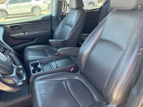 Used 2018 Honda Odyssey EX-L image 11