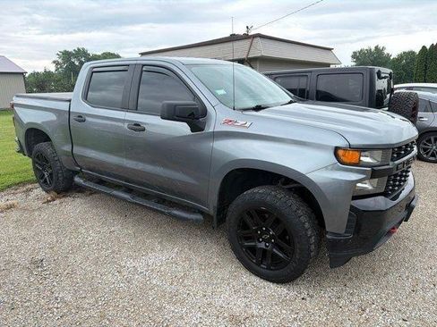 Used 2019 Chevrolet Silverado 1500 Custom Trail Boss w/ Custom Convenience Package AWD/4WD image 1