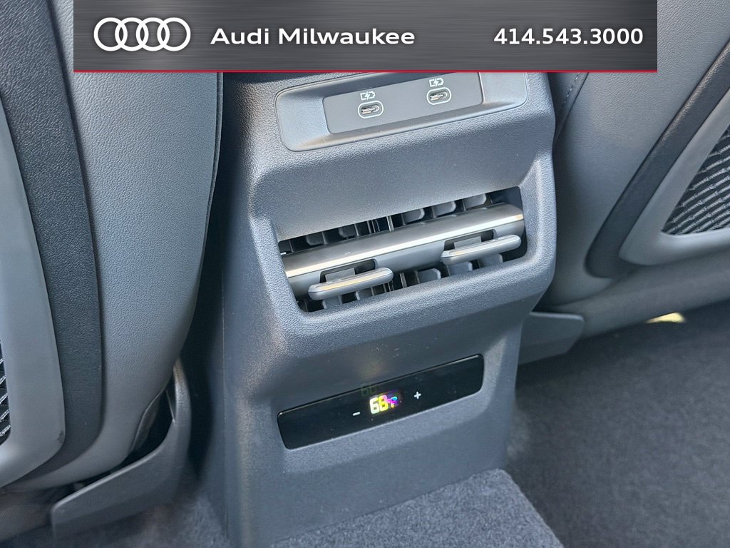 New 2026 Audi Q3 quattro 2.0T AWD/4WD image 36