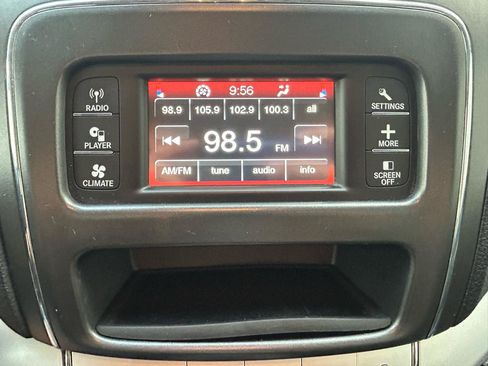 Used 2012 Dodge Journey FWD image 22