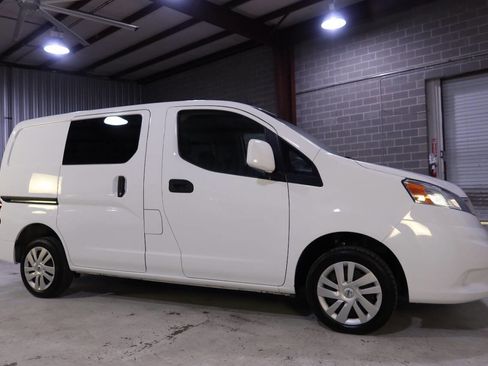 Used 2021 Nissan NV200 SV w/ Sliding Door Glass Package image 7