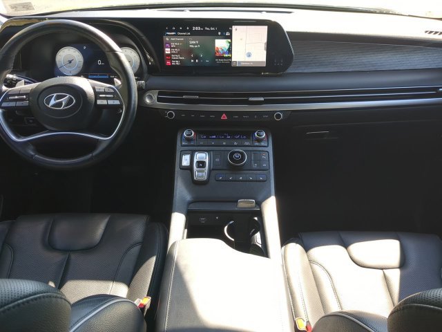 Used 2024 Hyundai Palisade Limited FWD image 14