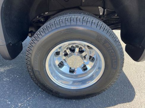 New 2025 GMC Sierra 3500 Denali image 10