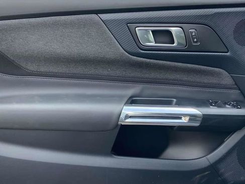 New 2025 Ford Mustang Coupe image 5