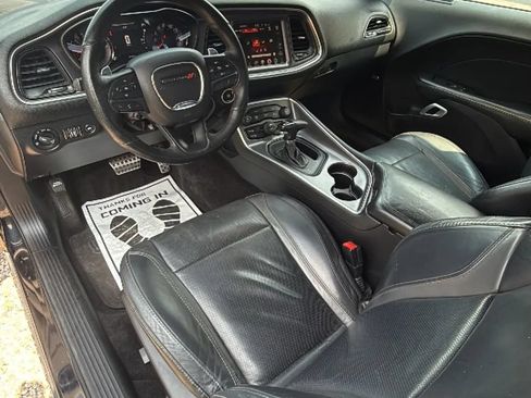 Used 2016 Dodge Challenger SXT Plus RWD image 17