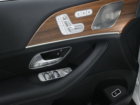 Certified 2026 Mercedes-Benz GLE 350 4MATIC image 8