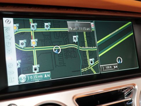 Used 2017 Rolls-Royce Dawn image 53