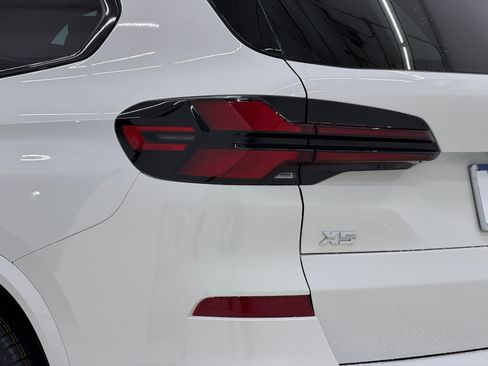 New 2026 BMW X5 M60i AWD/4WD image 13