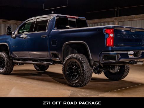 Used 2021 Chevrolet Silverado 2500 LTZ w/ LTZ Plus Package image 7