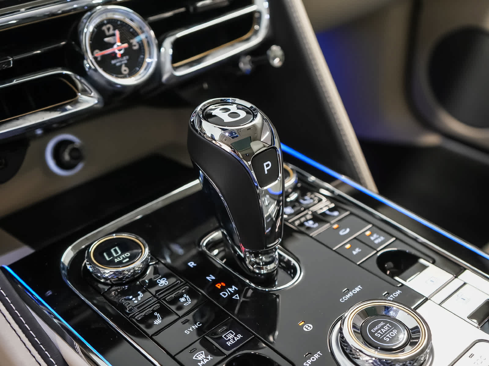 Used 2022 Bentley Flying Spur V8 AWD/4WD image 18