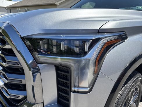 Used 2024 Toyota Tundra Platinum AWD/4WD image 9