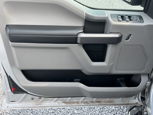 Used 2019 Ford F150 XLT w/ Equipment Group 301A Mid AWD/4WD image 19