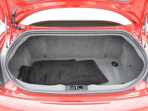 Used 2015 Maserati GranTurismo Sport RWD image 17