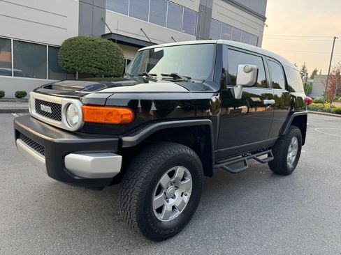 Used 2010 Toyota FJ Cruiser 4WD image 4