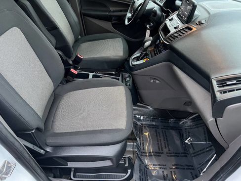 Used 2020 Ford Transit Connect XL image 31