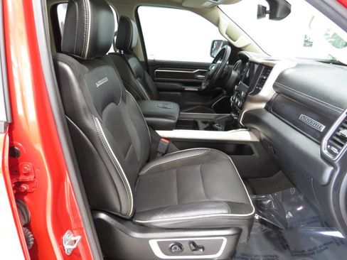 Used 2020 RAM 1500 Laramie AWD/4WD image 12