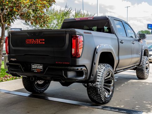 Used 2021 GMC Sierra 1500 SLT AWD/4WD image 8