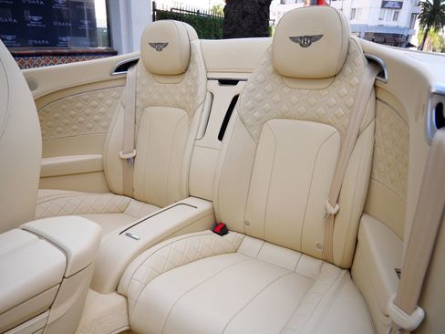 Used 2020 Bentley Continental GT image 20