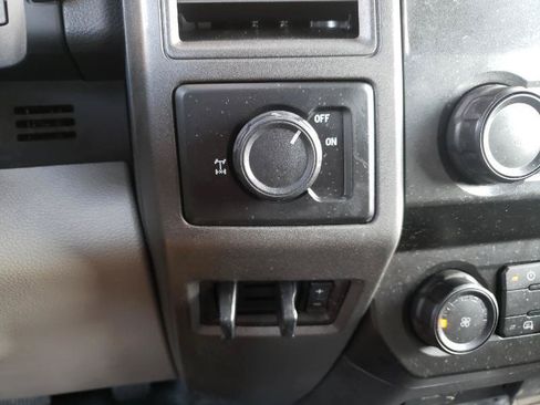 Used 2022 Ford F250 XL w/ Power Equipment Group RWD image 16
