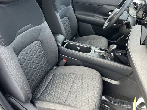 New 2026 Nissan Kicks SV FWD image 13