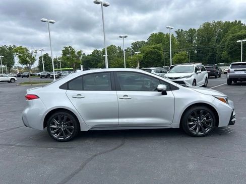 New 2026 Toyota Corolla SE FWD image 4