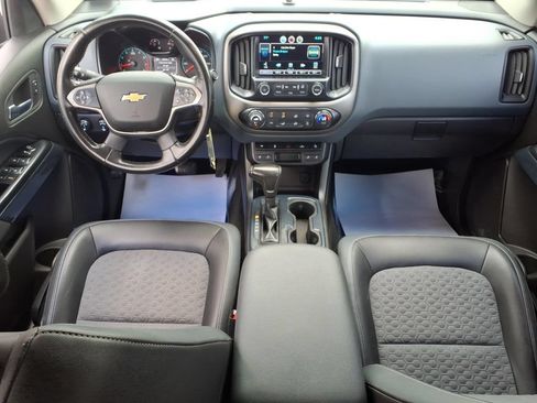 Used 2015 Chevrolet Colorado Z71 AWD/4WD image 8