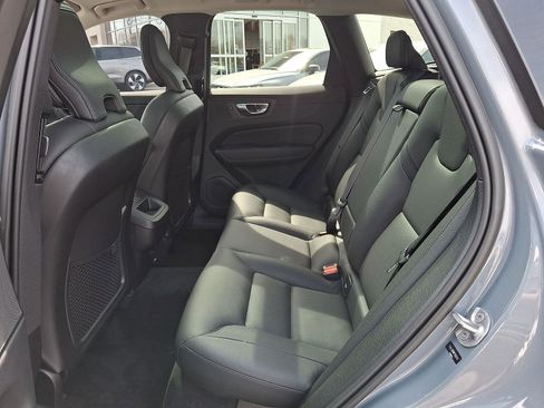 Certified 2023 Volvo XC60 B5 Plus w/ Climate Package image 10