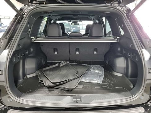 Used 2026 Subaru Forester Limited AWD/4WD image 36